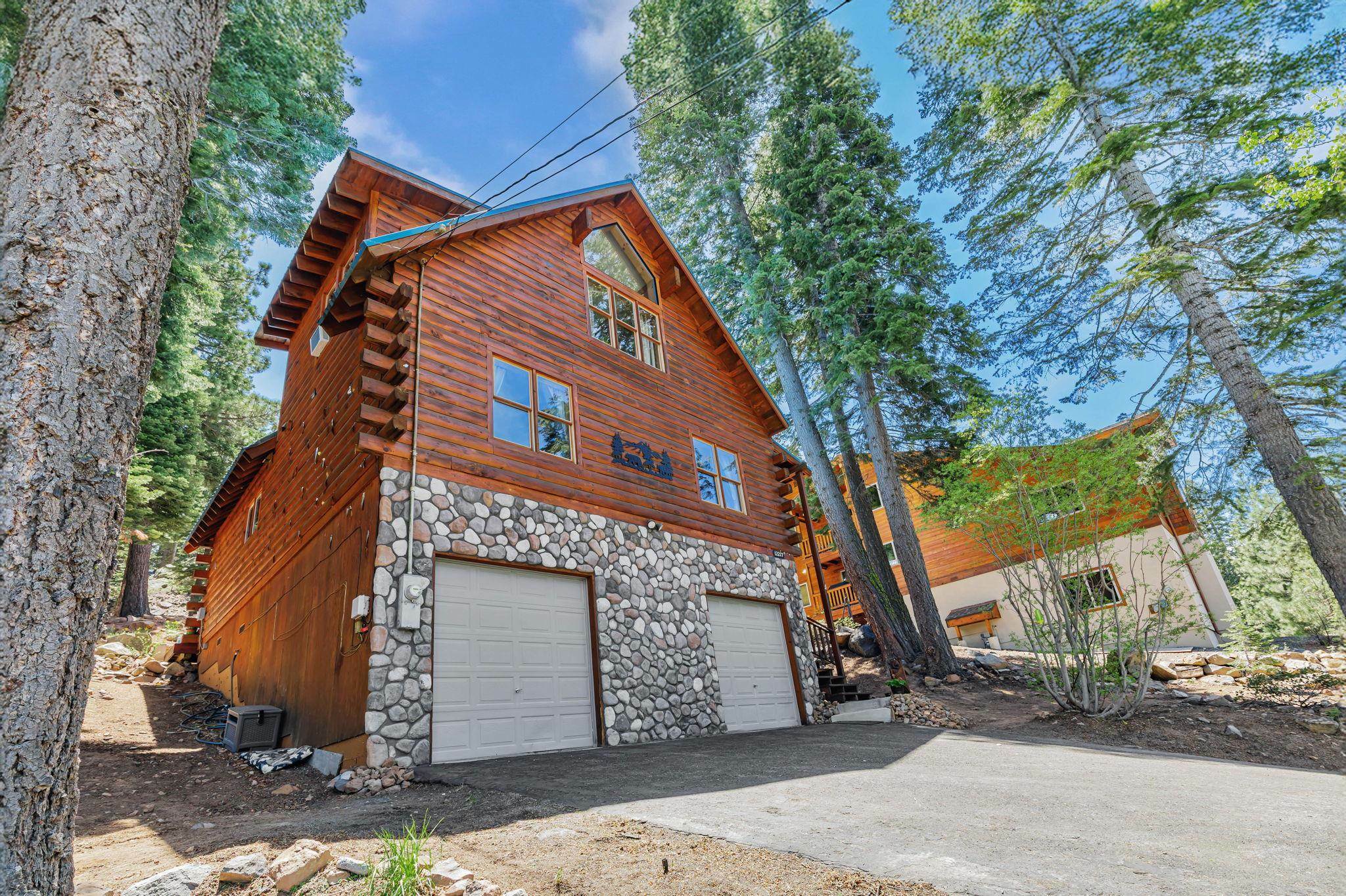 Property Photo: 12277 Brookstone Drive CA 96161