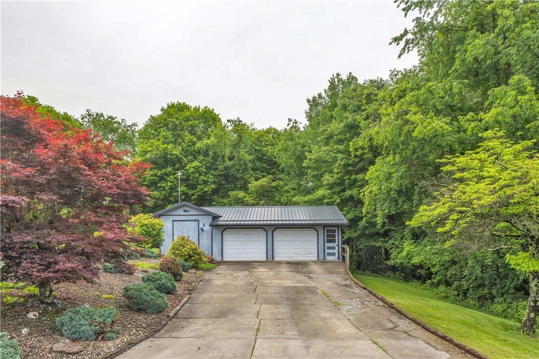 Property Photo:  536 Hopewell Rd  PA 15433 