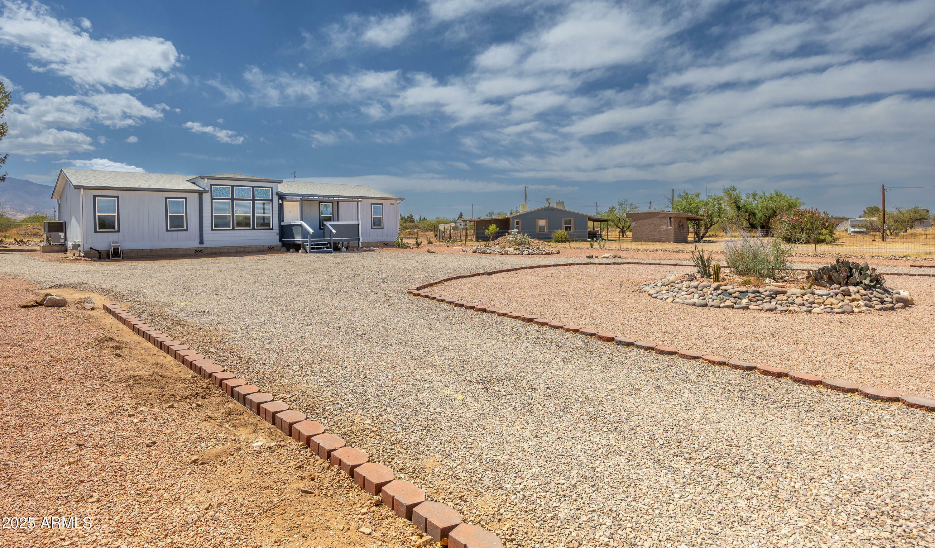 Property Photo: 4210 S Santa Lucia Avenue S AZ 85650