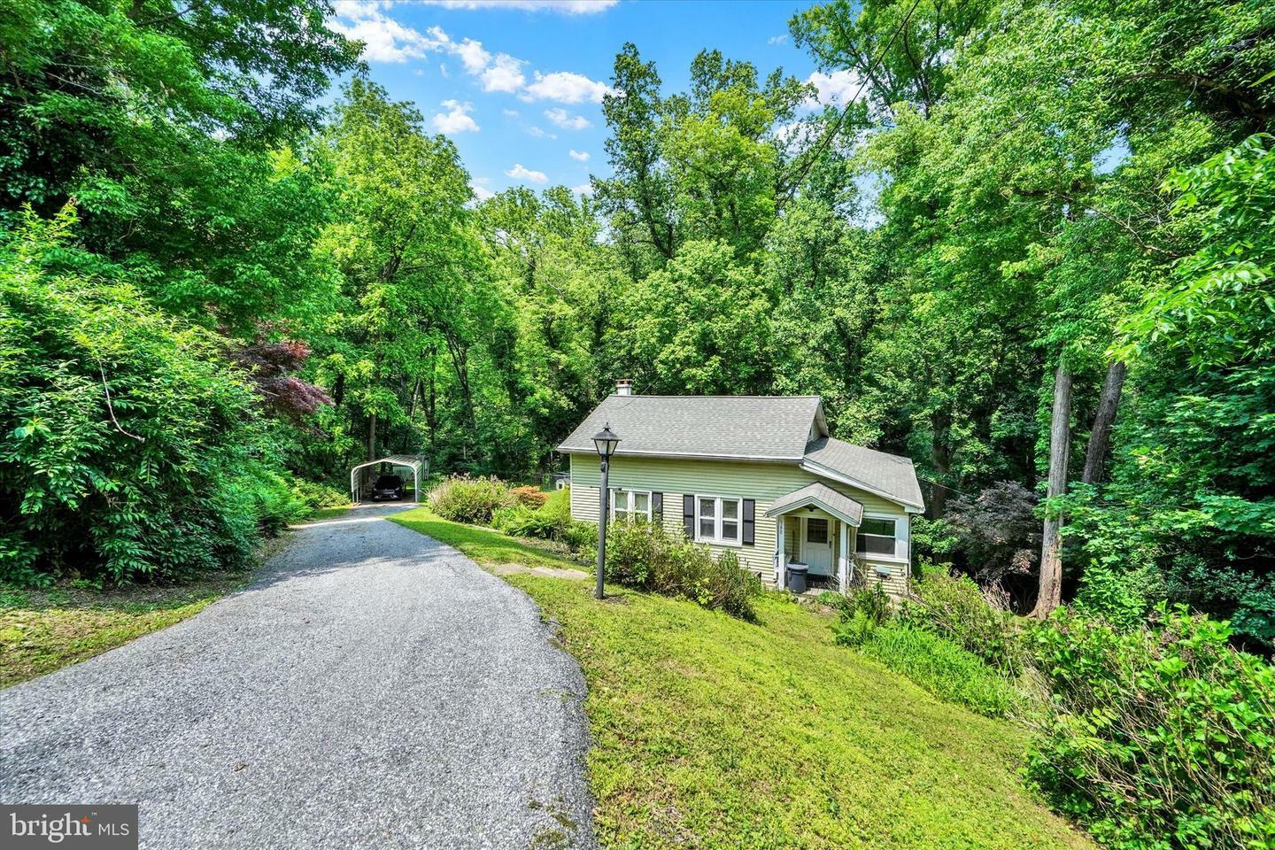 Property Photo: 140 Murphy'S Hollow Lane PA 17368