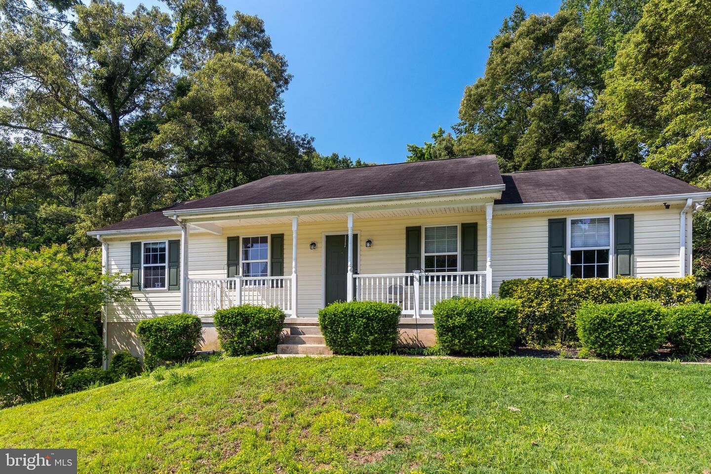 Property Photo:  38077 E Edinview Court  MD 20659 