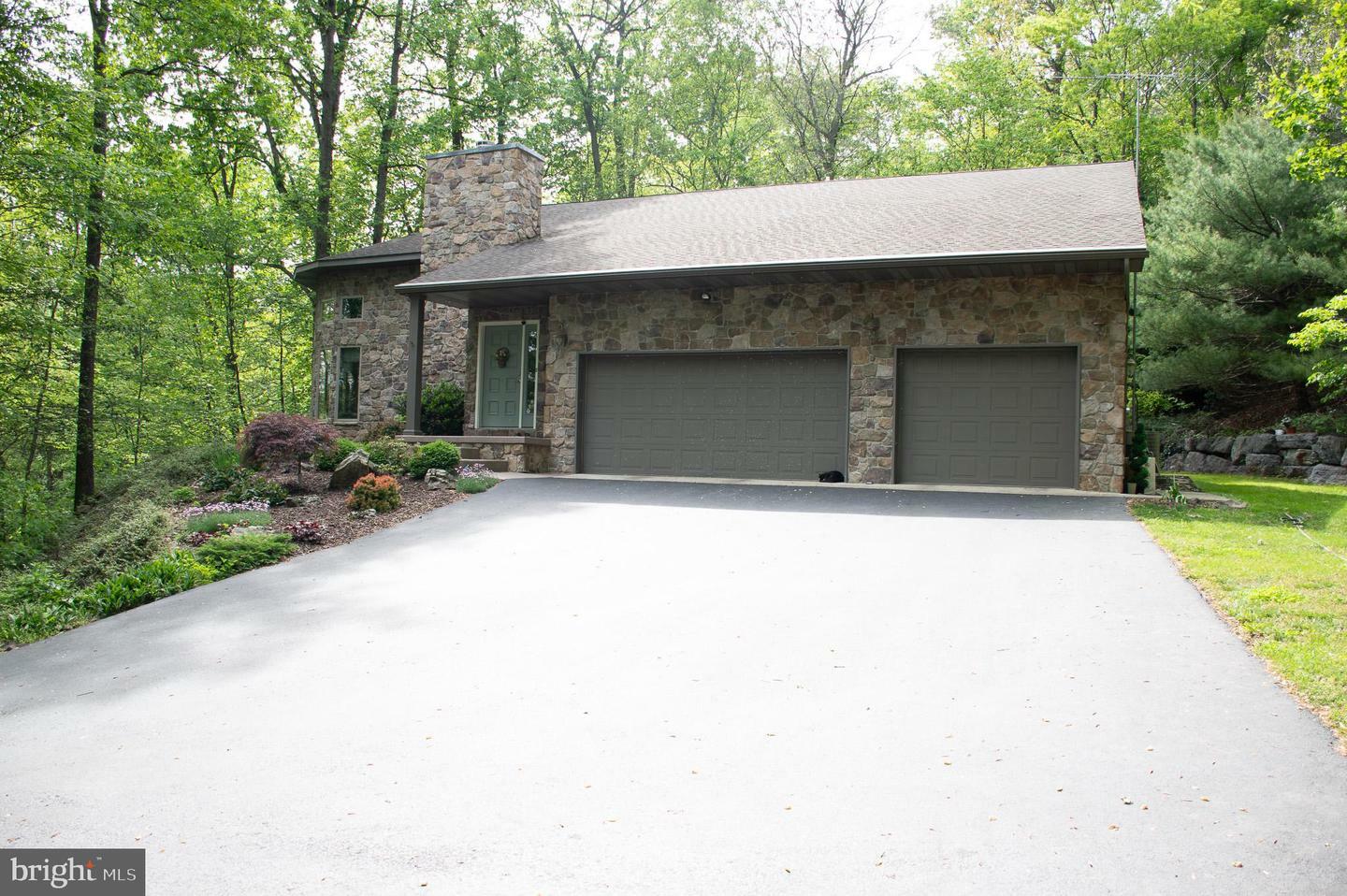 Property Photo:  120 Aspen Drive  PA 17019 