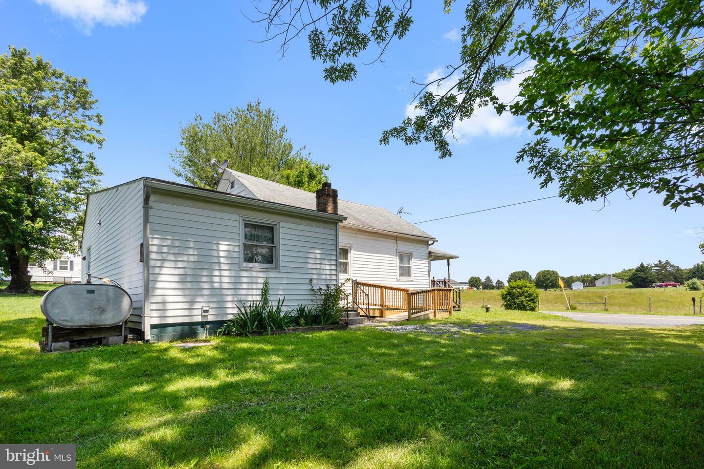 Property Photo: 1728 Double Church Road VA 22655