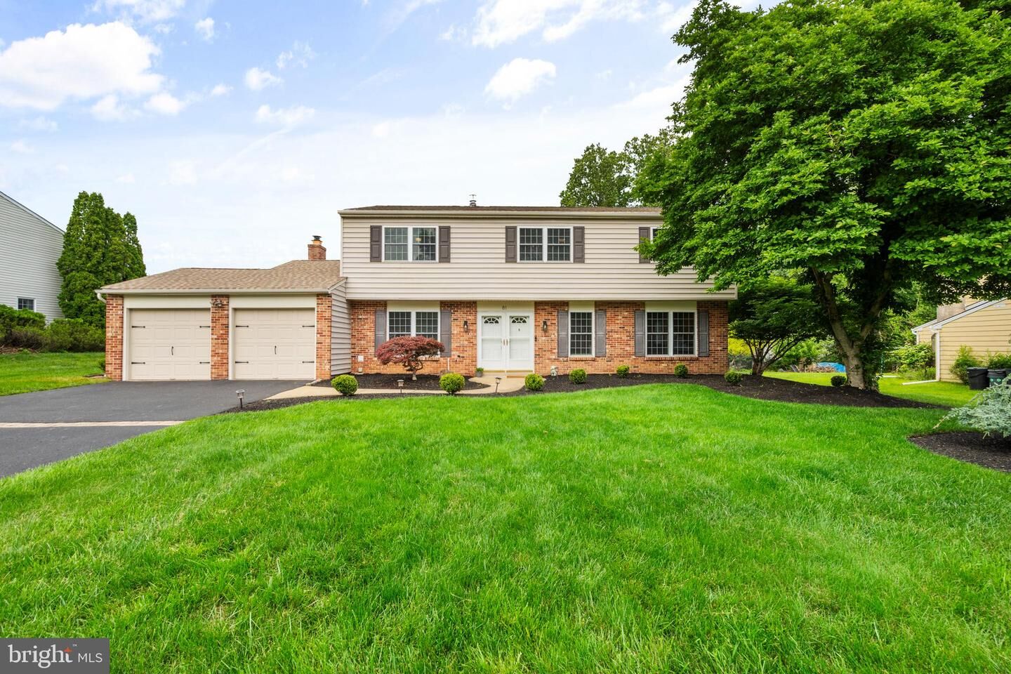 Property Photo:  81 Kingsclere Drive  PA 18966