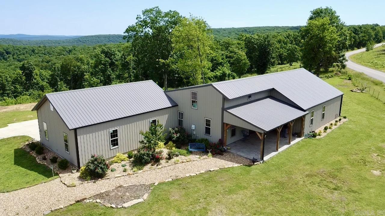 Property Photo: 5867 County Road 4160 AR 72949