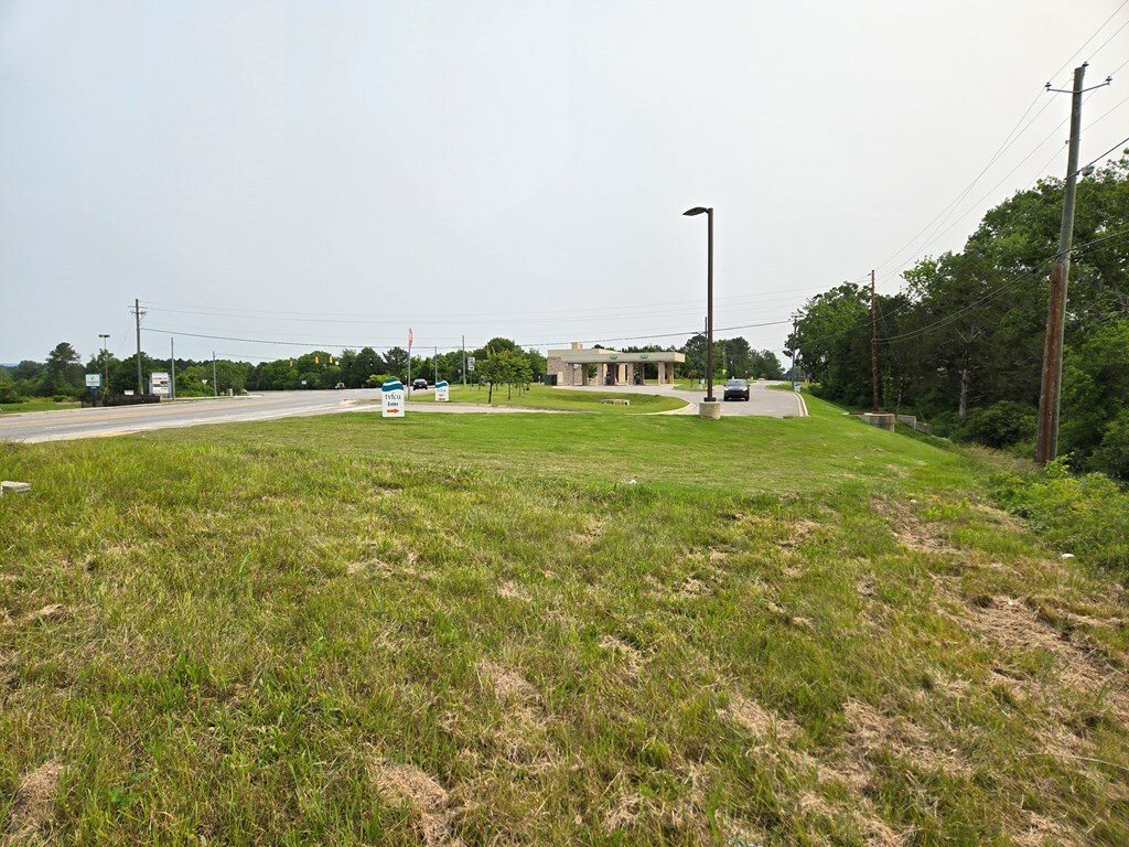 Property Photo: 6997 Hwy 27 GA 30707