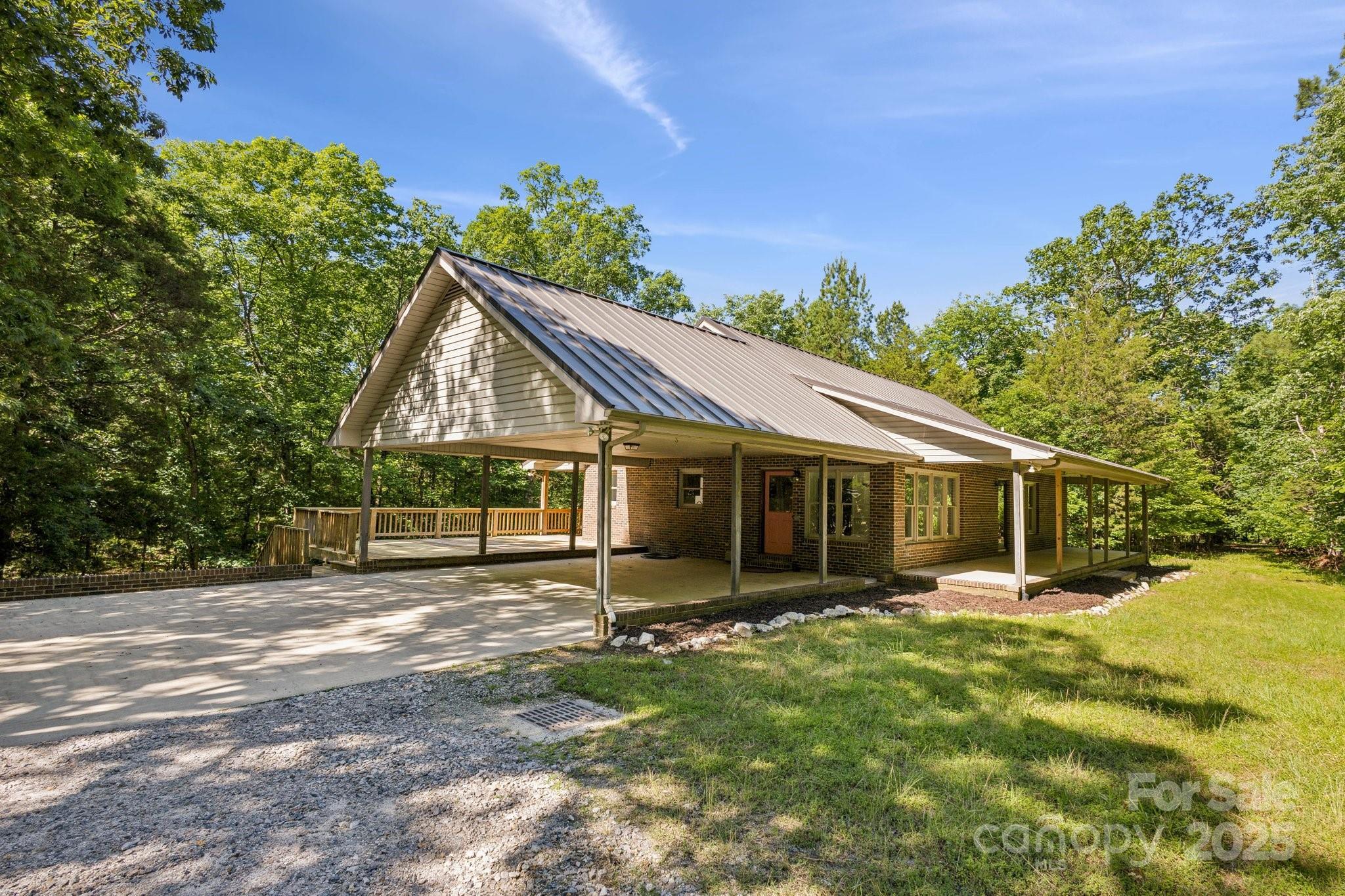 Property Photo: 3090 Goblet Road SC 29729