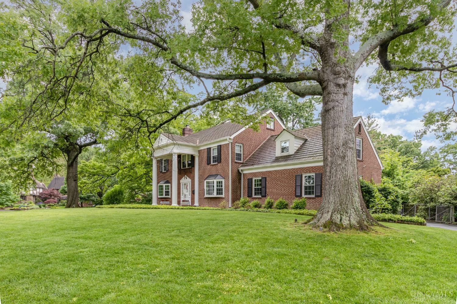 Property Photo:  3929 N Cliff Lane  OH 45220 