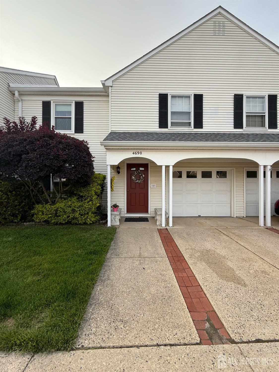 Property Photo: 469-O New Haven Way NJ 08831