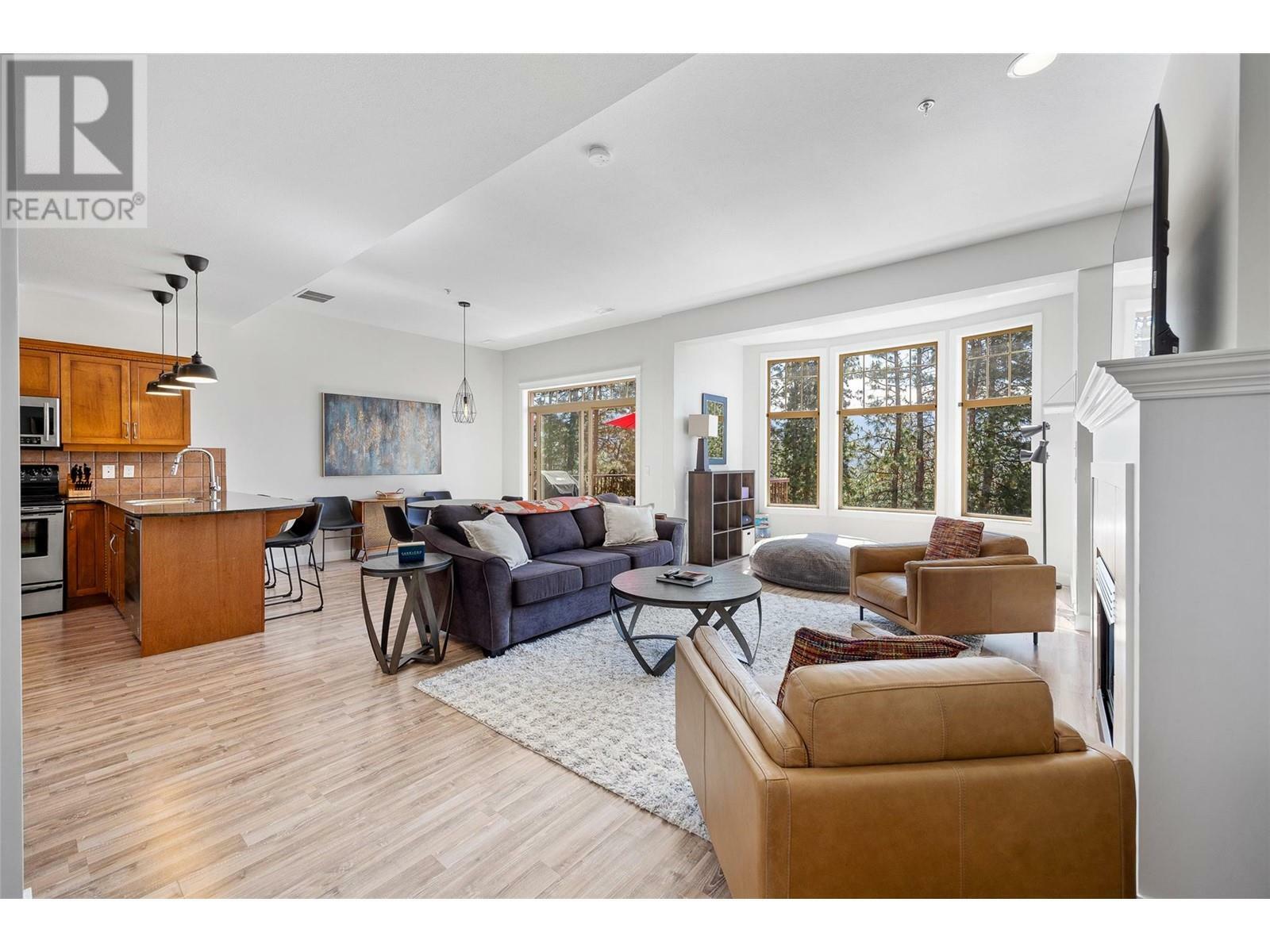 Property Photo: 1795 Country Club Drive 204 BC V1V 2V9