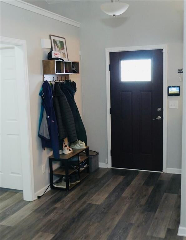 Property Photo:  2350 Laurel Pointe Lane  GA 30043 