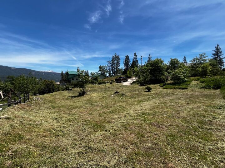 Property Photo:  52861 Cedar Drive  CA 93644 