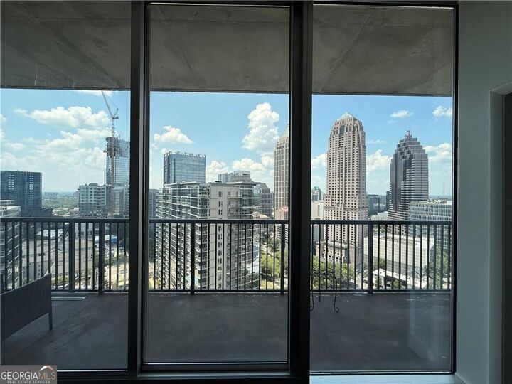 Property Photo: 1080 Peachtree Street NE 2215 GA 30309