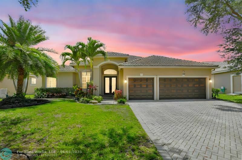 Property Photo: 7137 NW 47th Ln FL 33073