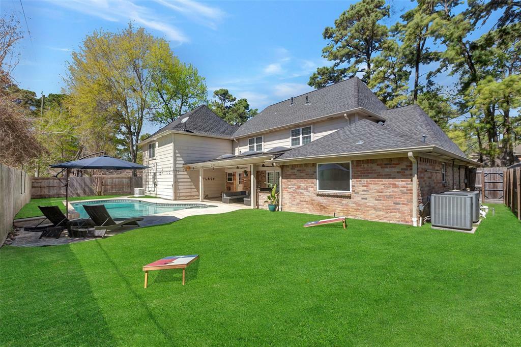 Property Photo: 9527 Enstone Circle TX 77379