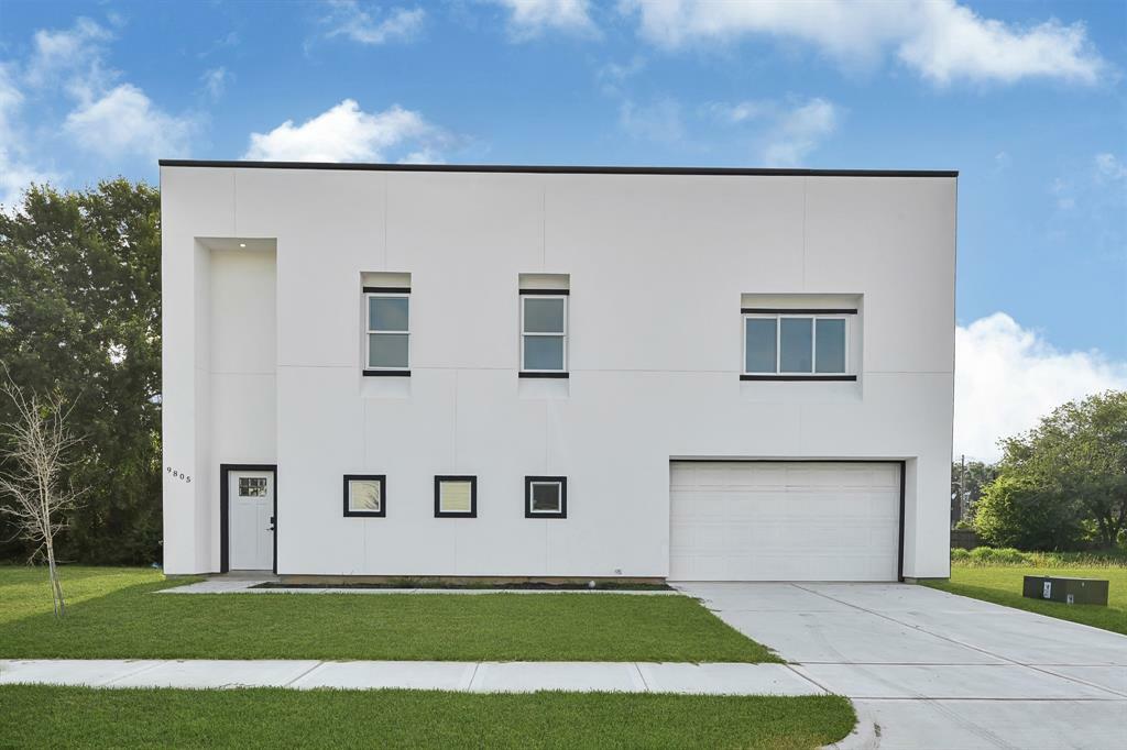 Property Photo: 9805 Fabiola Drive TX 77075