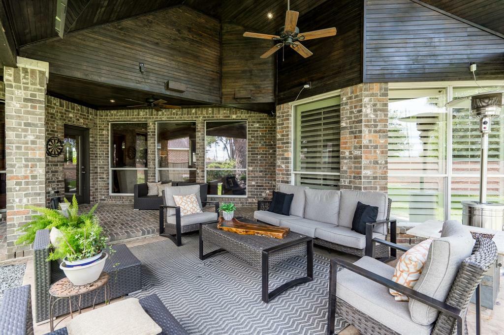 Property Photo: 1619 Meirwoods Drive TX 77379
