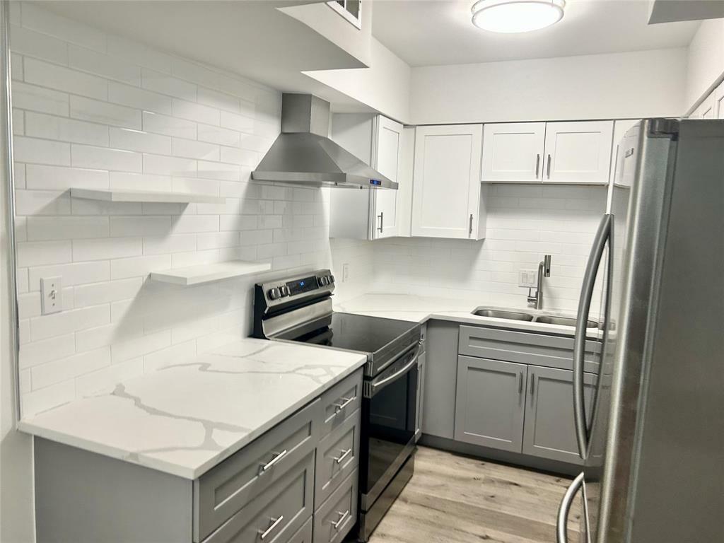 Property Photo: 2601 Bellefontaine Street A207 TX 77025