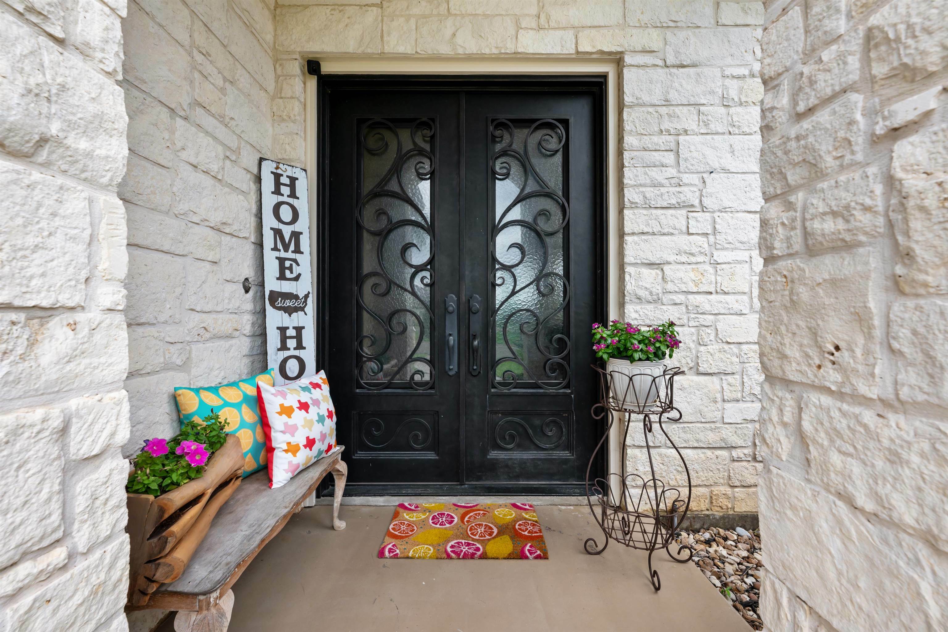 Property Photo: 419 Firestone Drive TX 78654