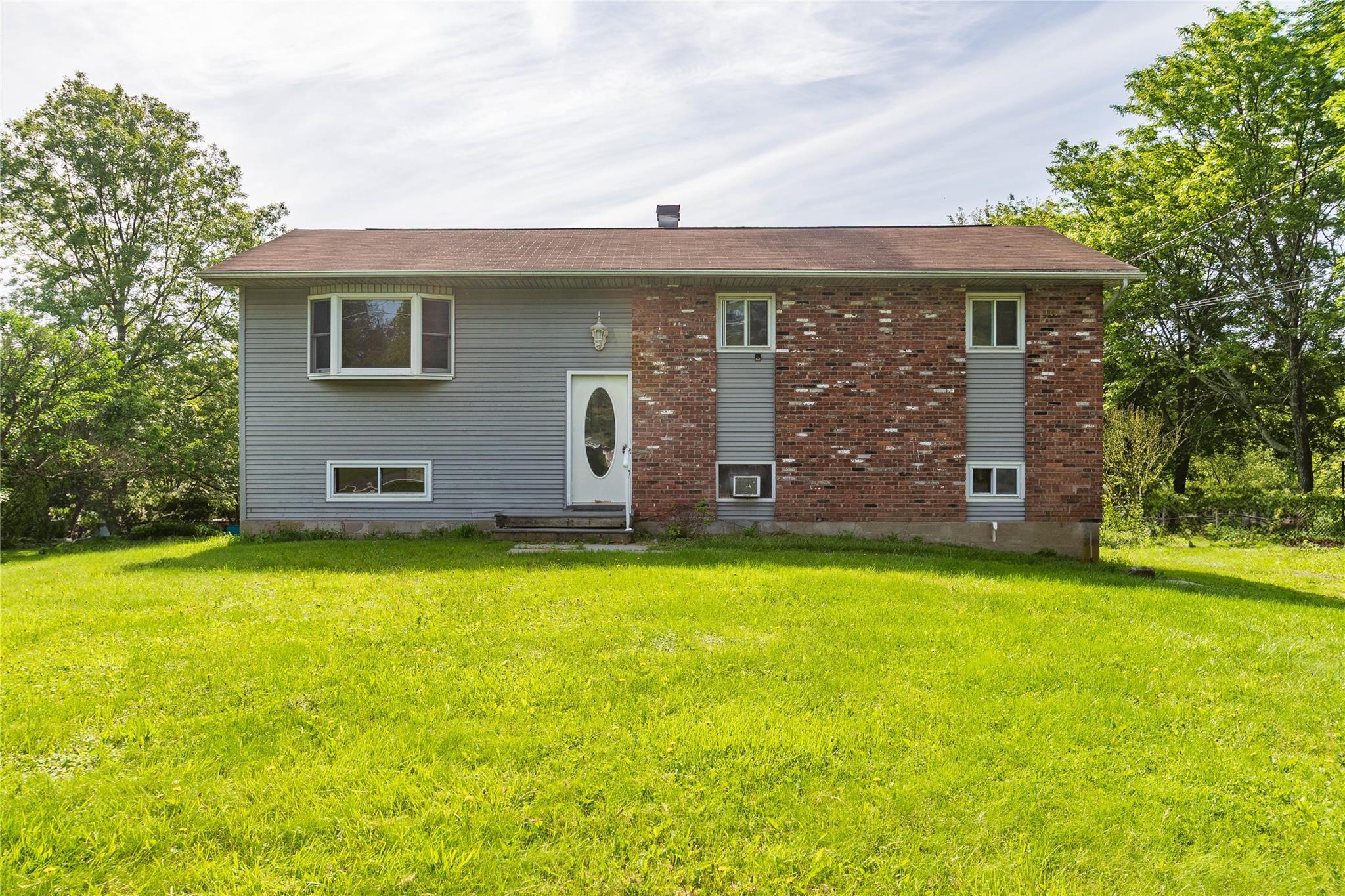 258 State Route 32 S  New Paltz NY 12561 photo