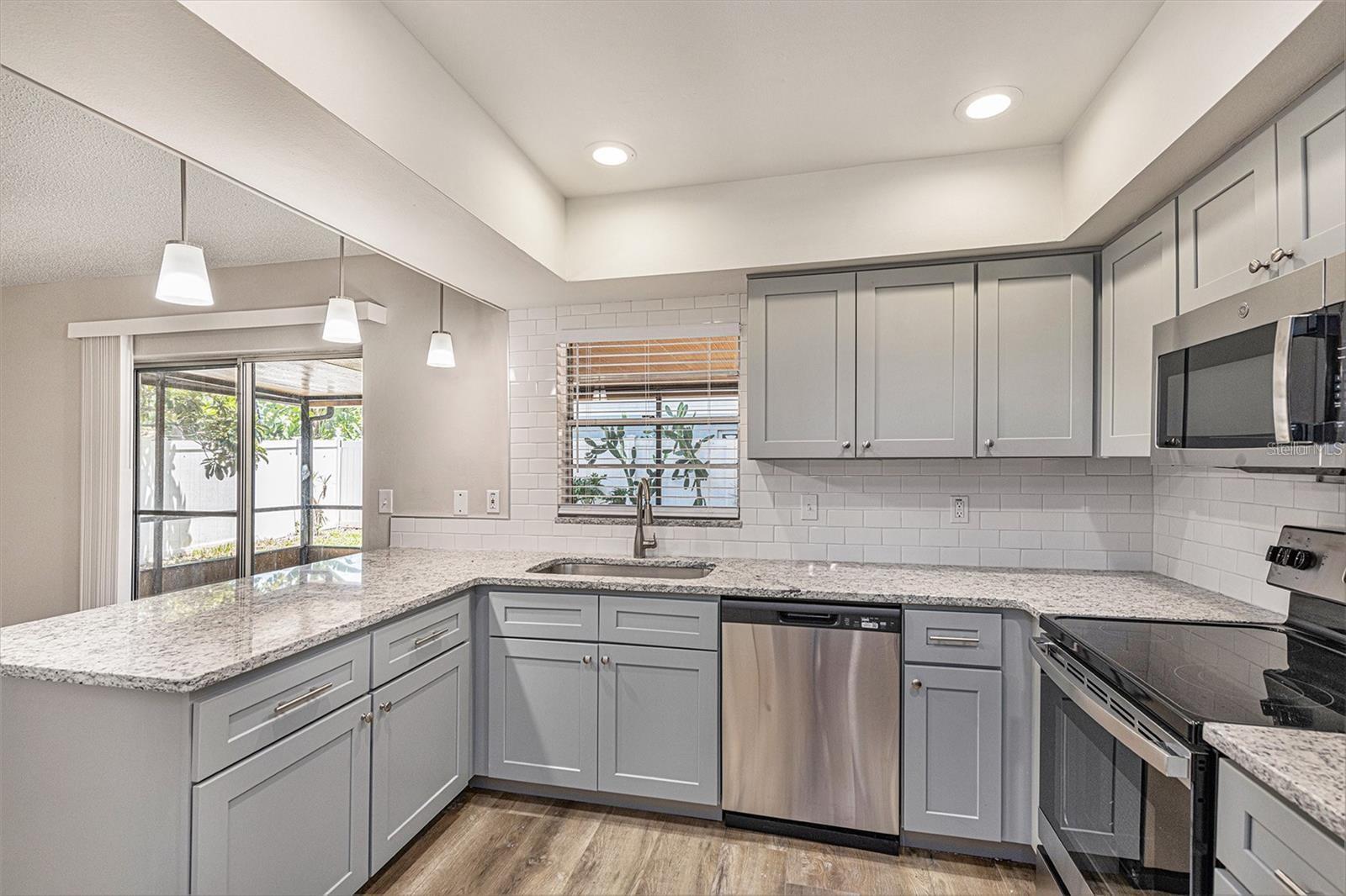 Property Photo: 15801 Cottontail Place FL 33624
