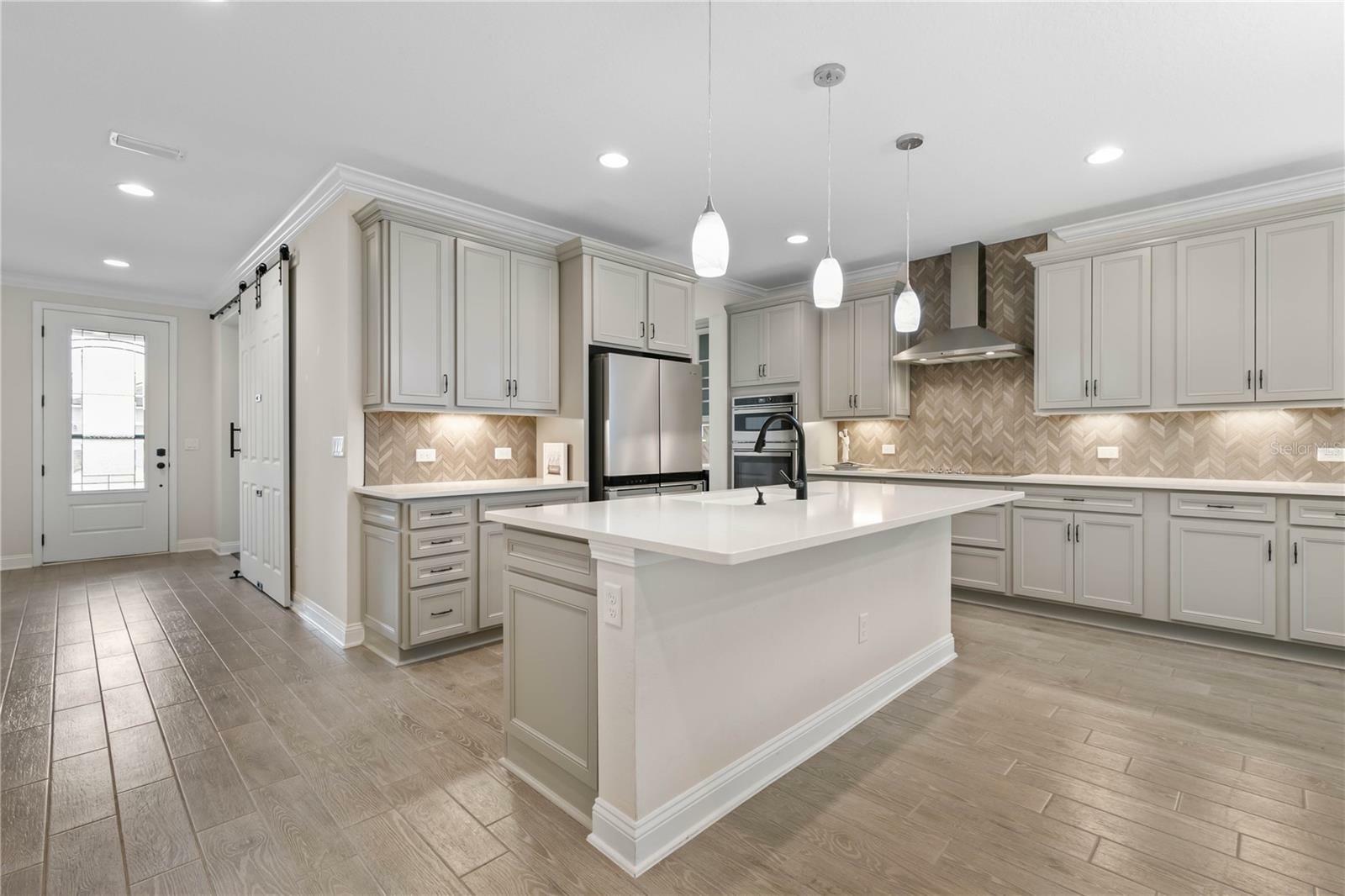 Property Photo: 13 Las Brisas Way FL 32137