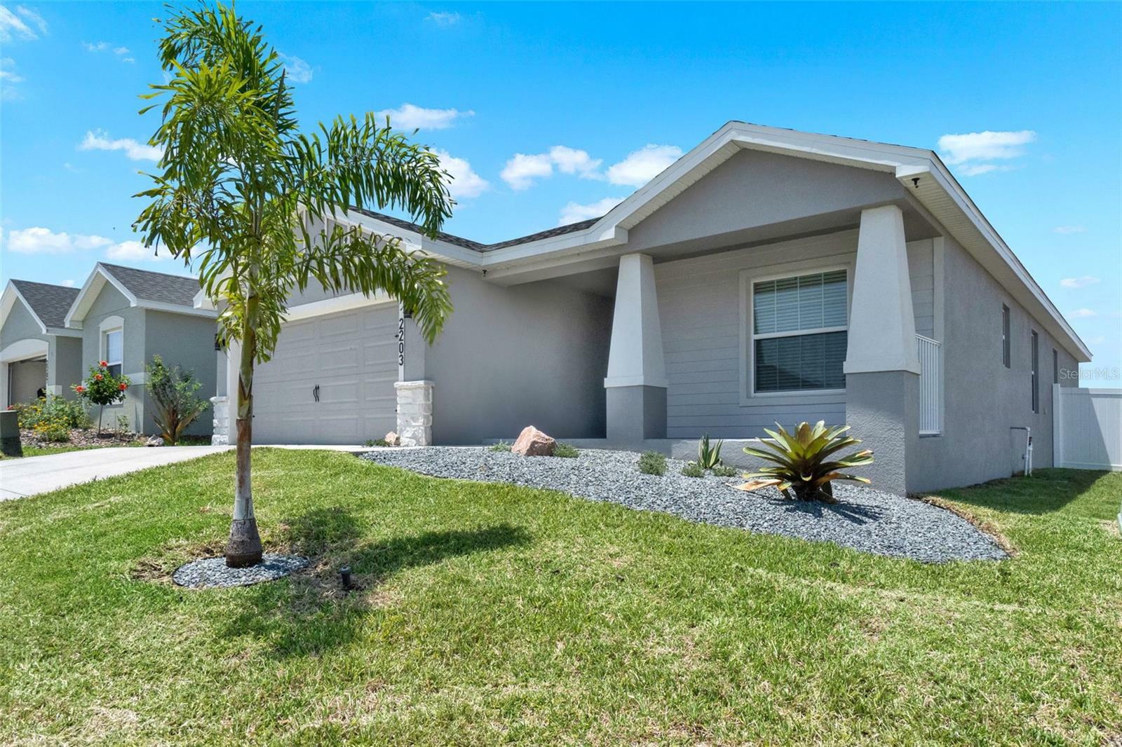 Property Photo: 2203 Sunset Way FL 33837