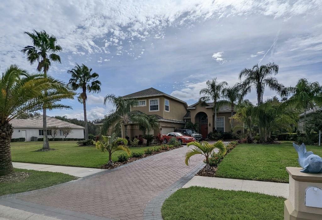 Property Photo: 10532 Cory Lake Drive FL 33647