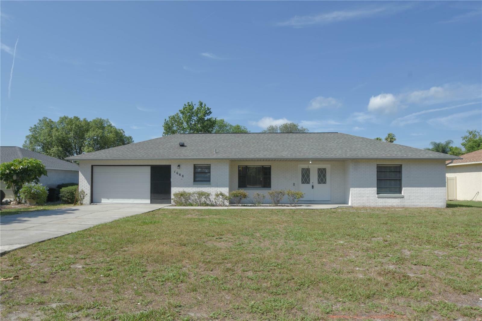 Property Photo:  1668 Fort Smith Boulevard  FL 32725 