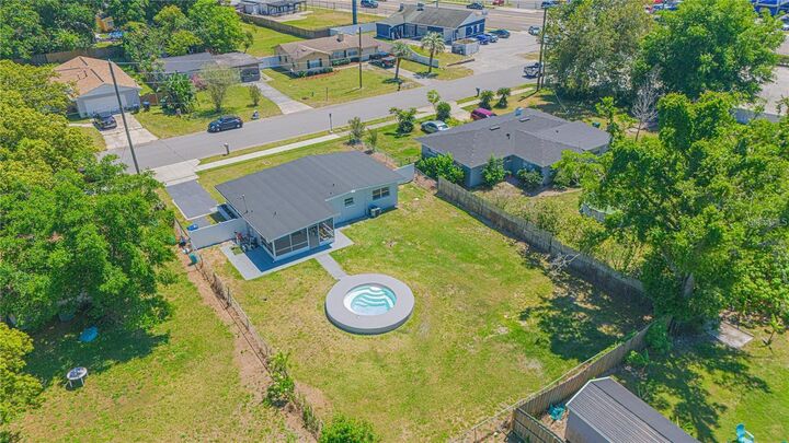 Property Photo:  4870 Seminole Avenue  FL 32792 