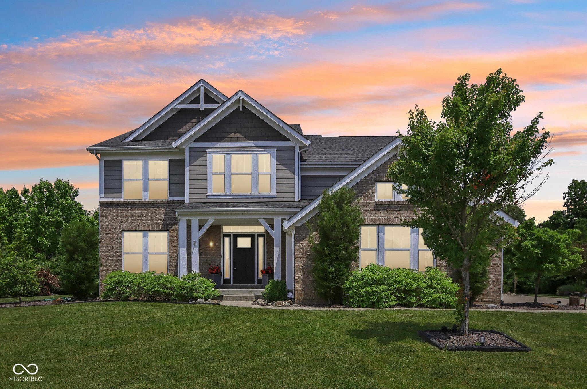 Property Photo: 644 Ridge Gate Drive IN 46112