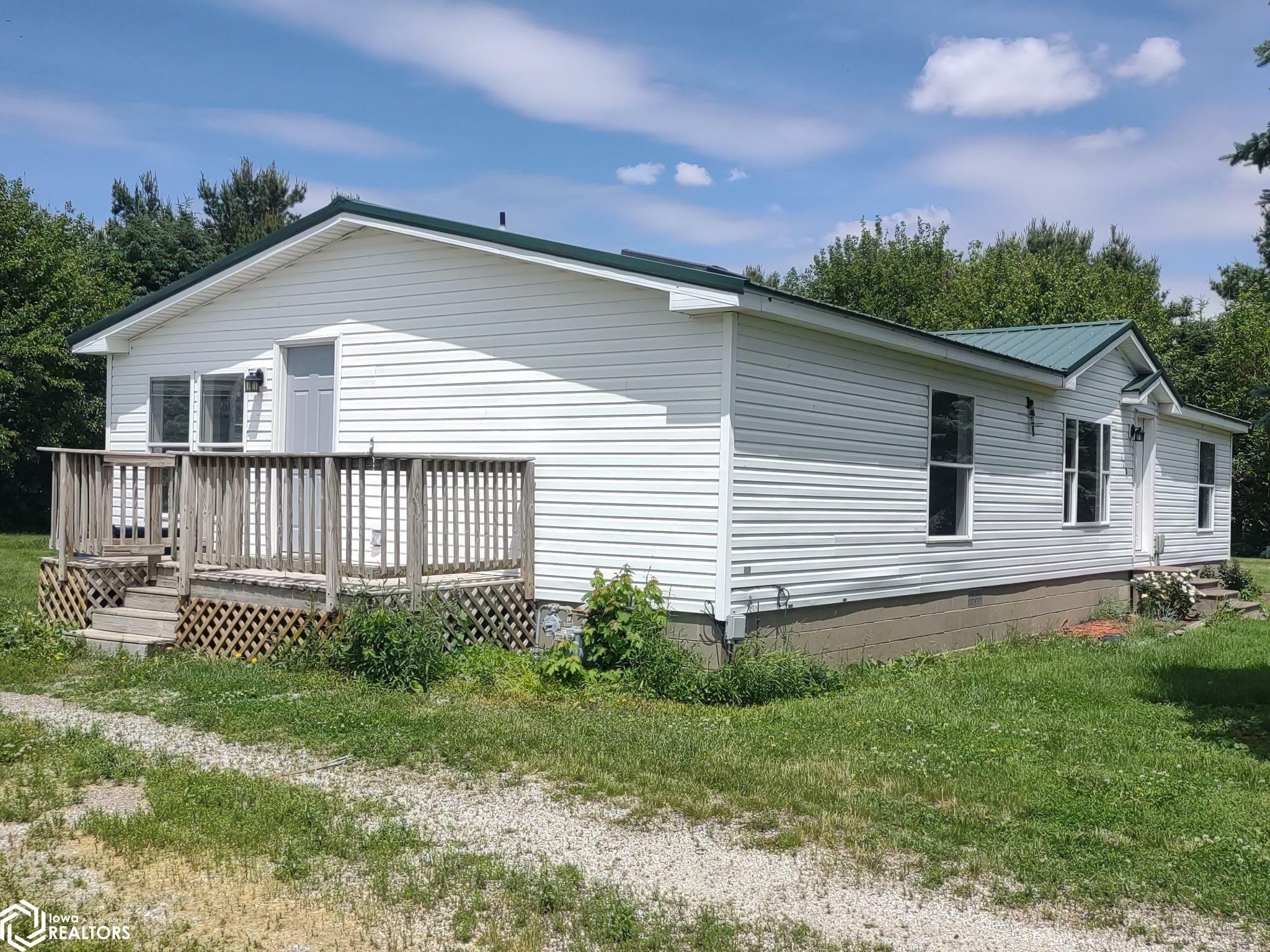 Property Photo: 120 Evergreen Street IL 61471