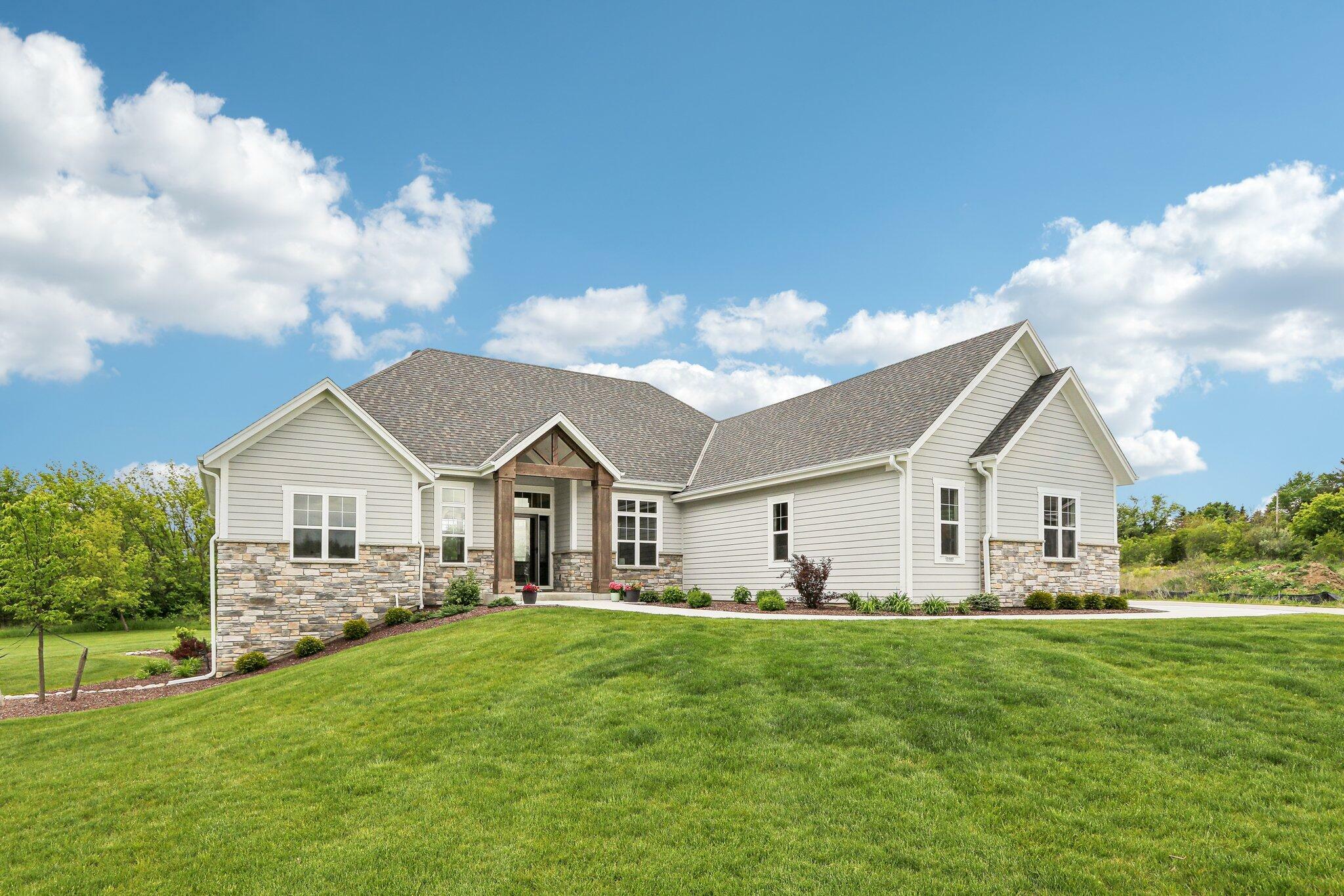 Property Photo: 5989 S Quarry Park Ct WI 53146