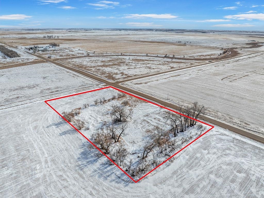 Property Photo:  2101 NW 12th St  ND 58575 