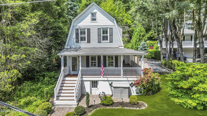 46 Grand Tour  Highlands NJ 07732 photo
