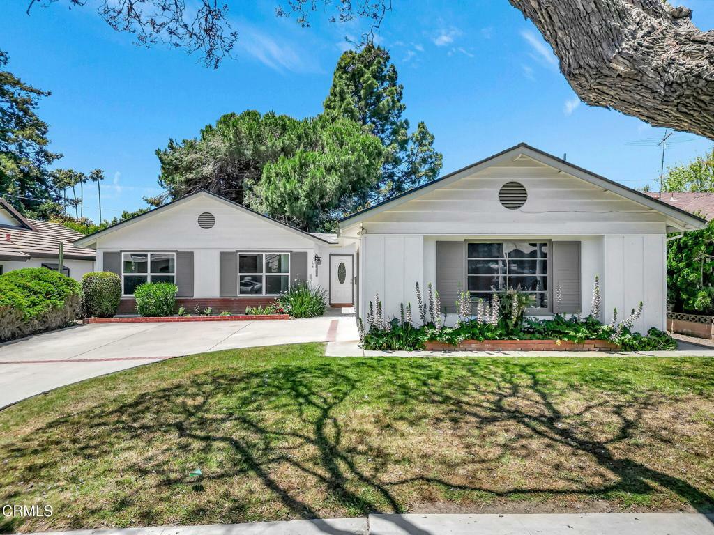 135 S Bryn Mawr Street  Ventura CA 93003 photo