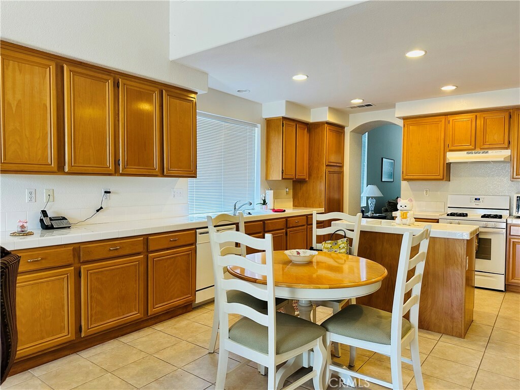 Property Photo: 35419 El Diamante Drive CA 92595