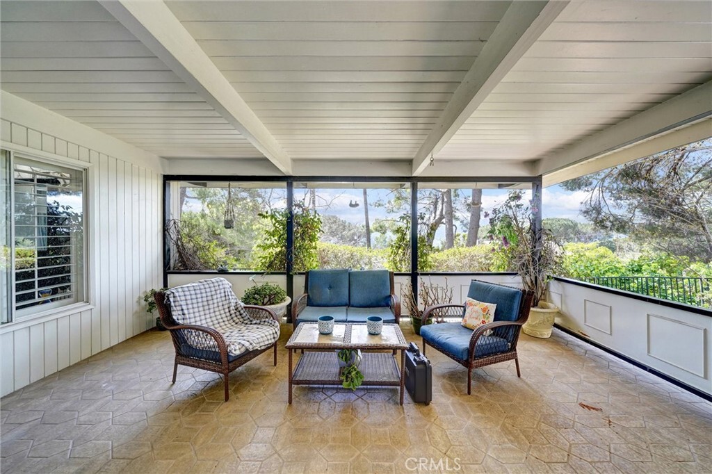 Property Photo: 2917 Highridge Road CA 91214