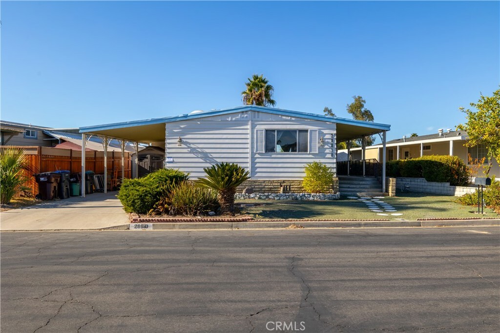 Property Photo: 28810 Calle De La Paz CA 92563
