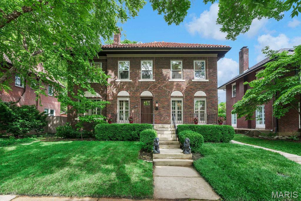 Property Photo: 316 Melville Avenue MO 63130