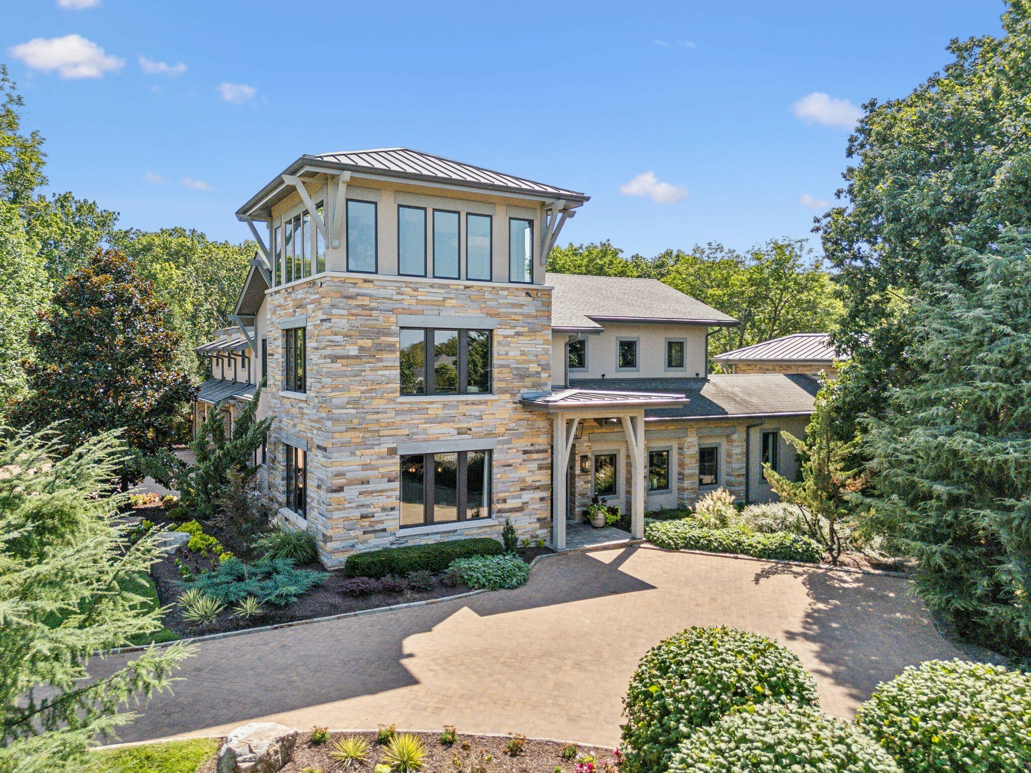 Property Photo: 3401 Trimble Rd TN 37215