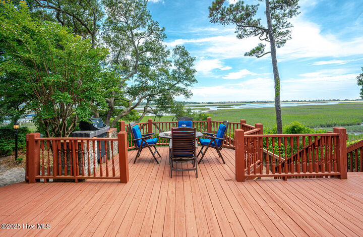 Property Photo:  3399 Channelside Drive SW  NC 28462 