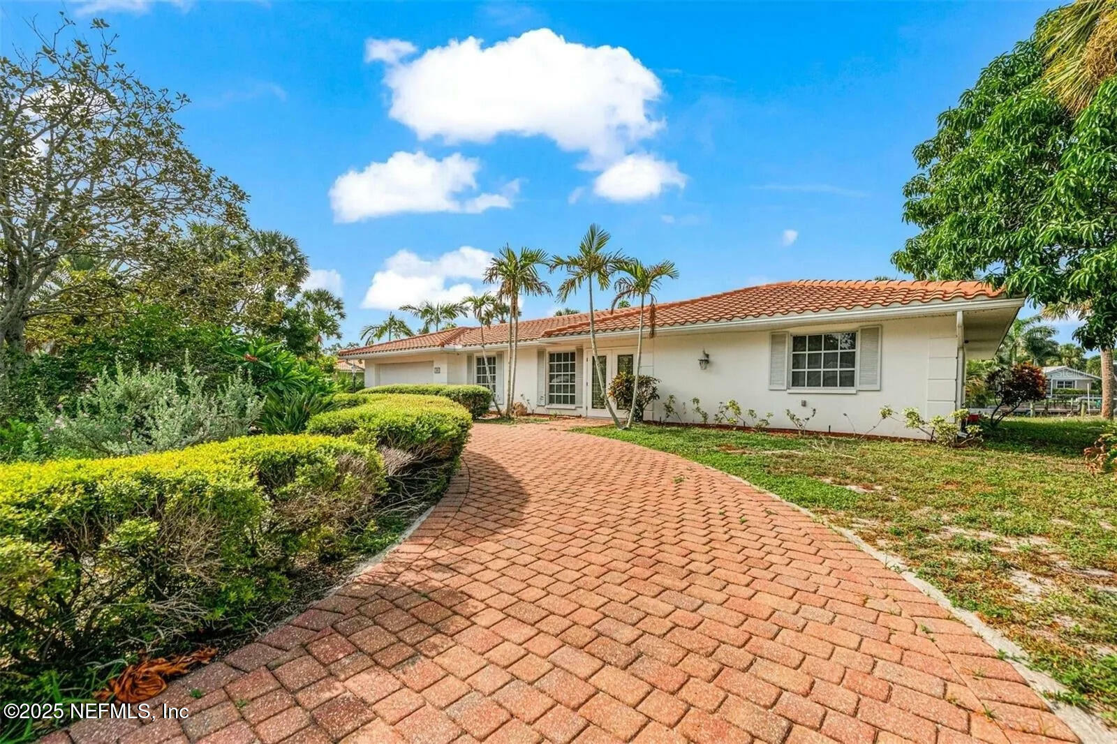 568 Venice Lane  Sarasota FL 34242 photo