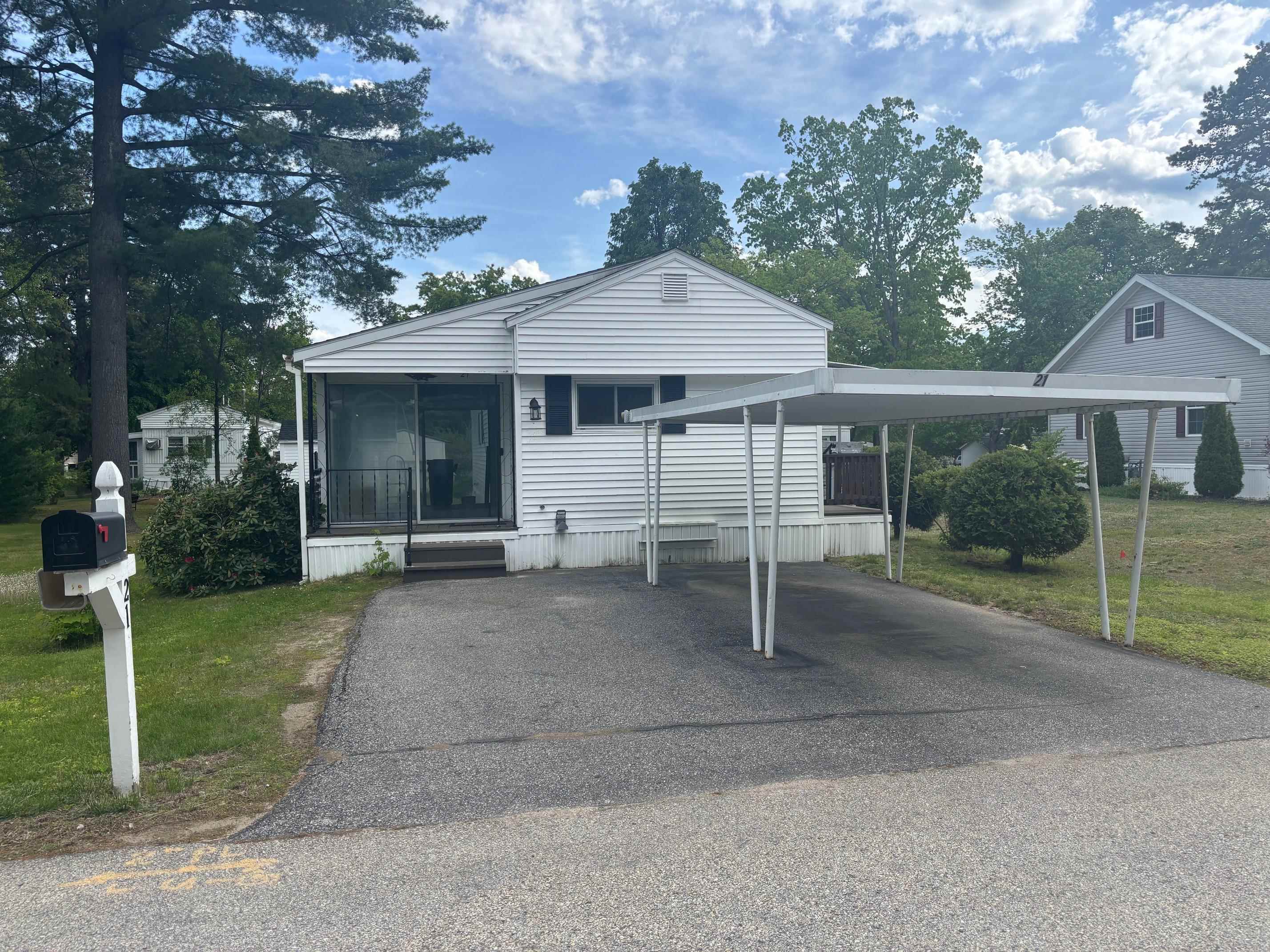 Property Photo: 21 Greenwich Trail NH 03301