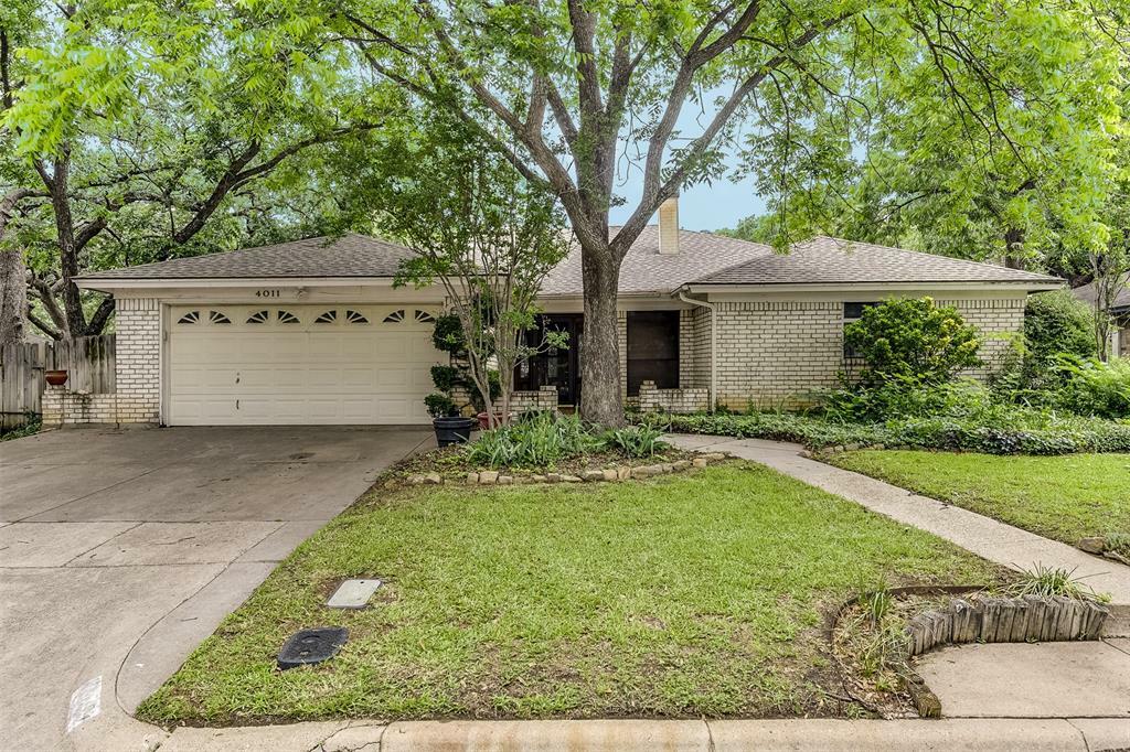 Property Photo: 4011 Sumac Court TX 76017