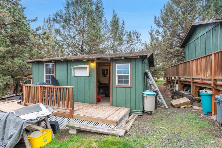 Property Photo:  6391 SE Beretta Way  OR 97754 