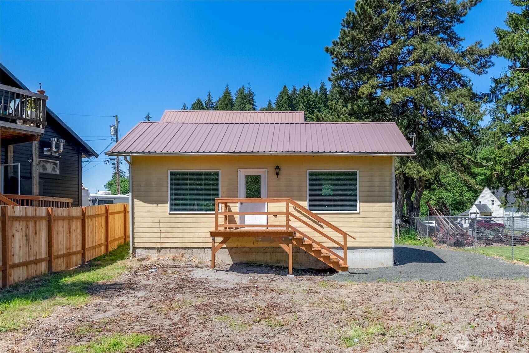 Property Photo: 12 Fairgrounds Road WA 98647