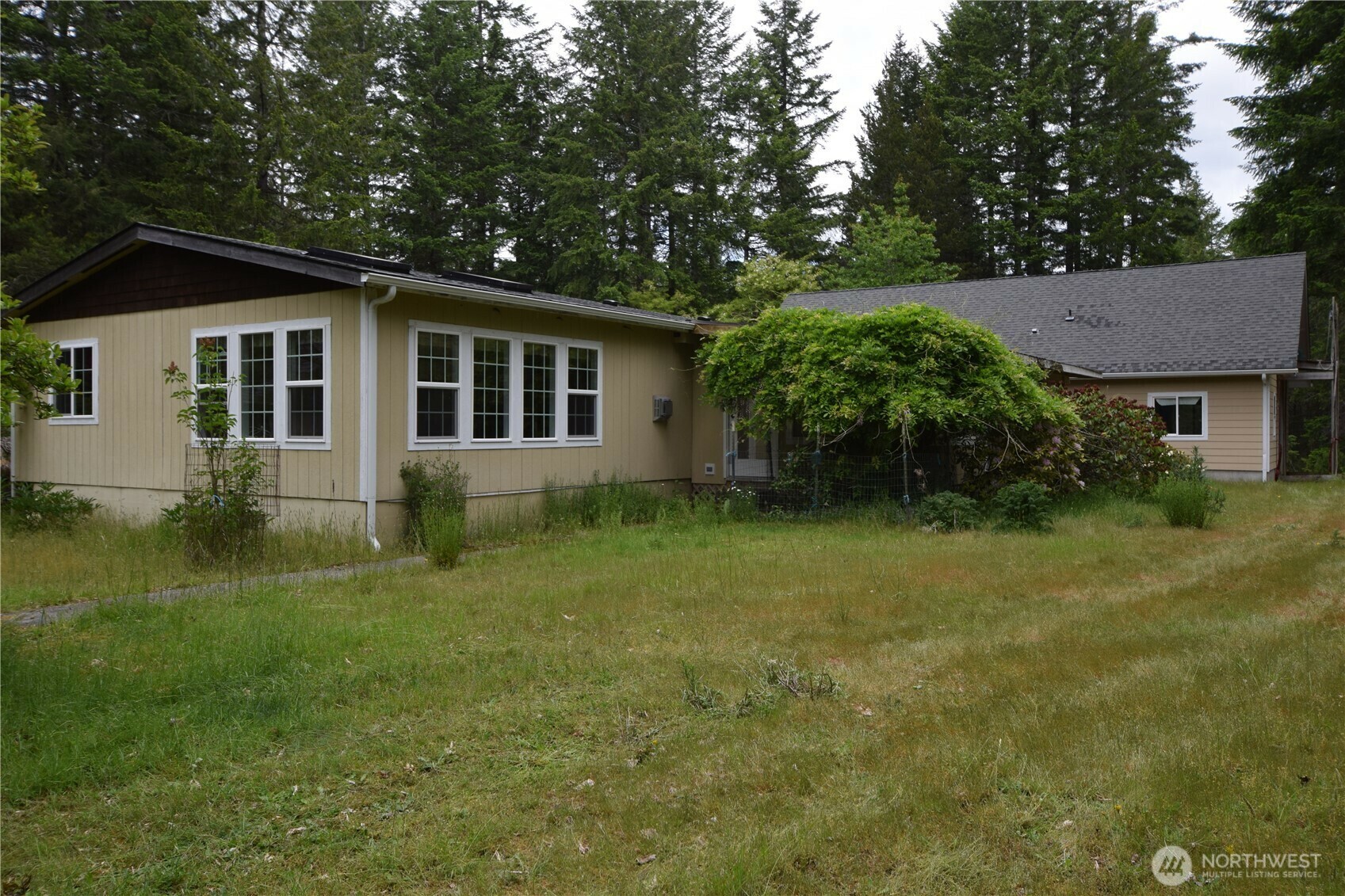 Property Photo: 2121 NE Blacksmith Drive WA 98528