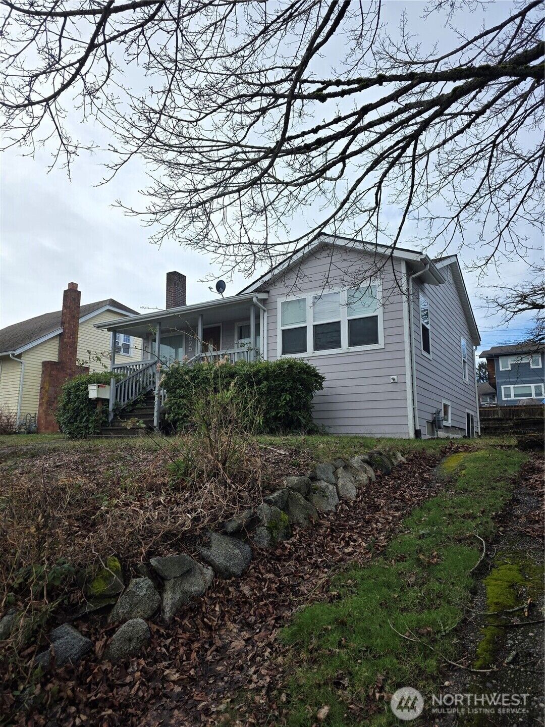 Property Photo: 4025 35th Avenue SW WA 98126