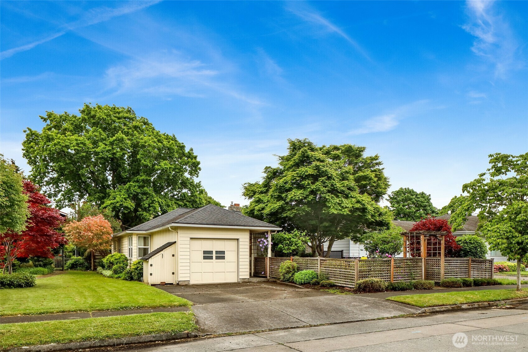 Property Photo: 2708 Lynn Street WA 98225